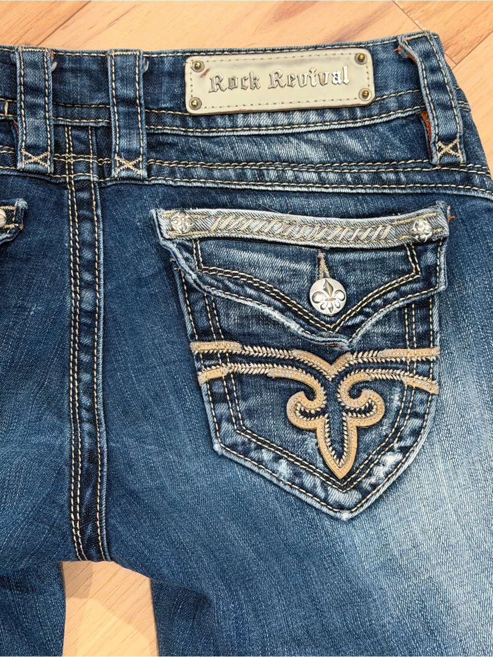 Rock Revival Gwen Easy Straight Jeans